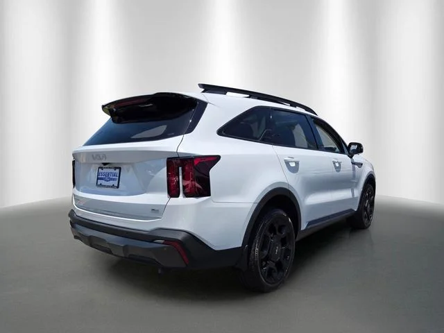 Used 2024 White Pearl Kia X-Line EX image 5
