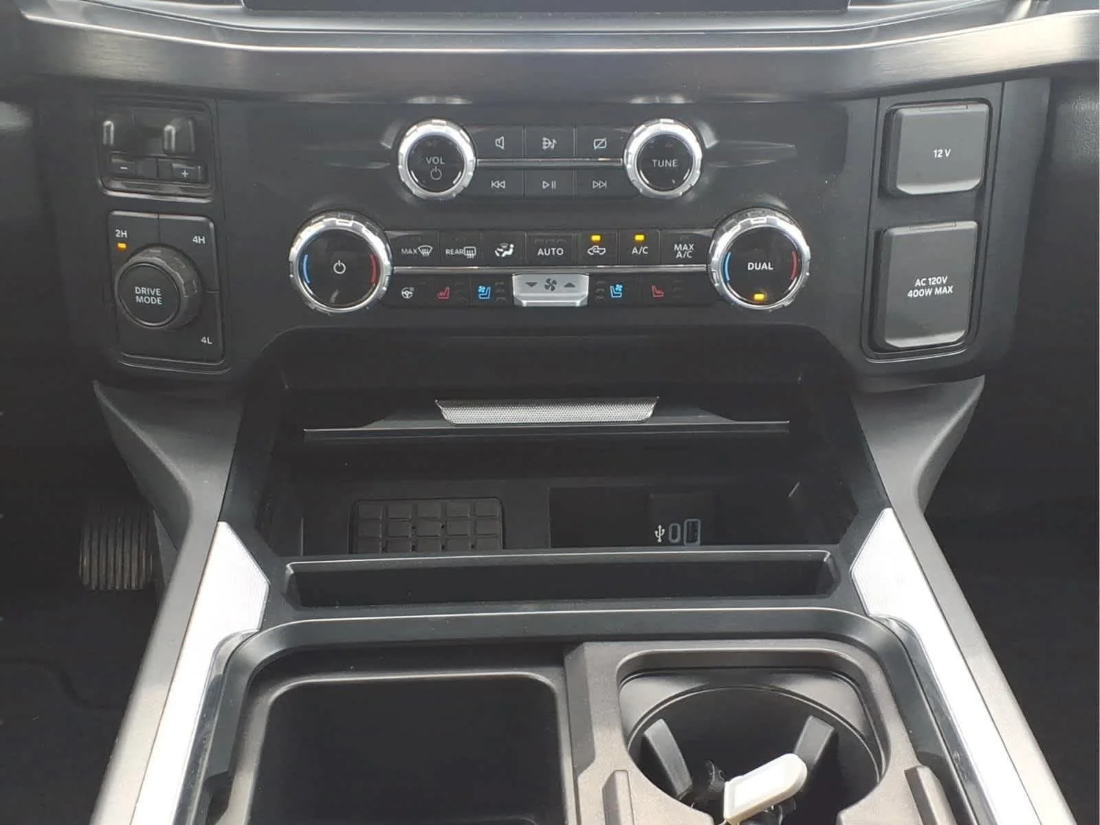 Used 2024 Antimatter Blue Ford LARIAT image 25