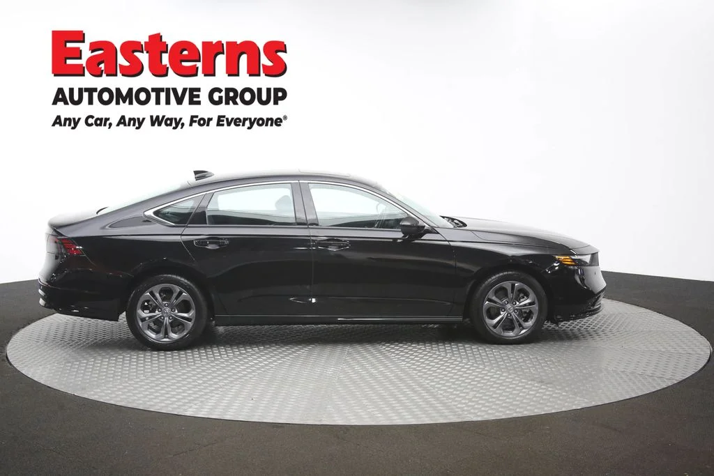 Used 2024 Black Honda EX-L image 44