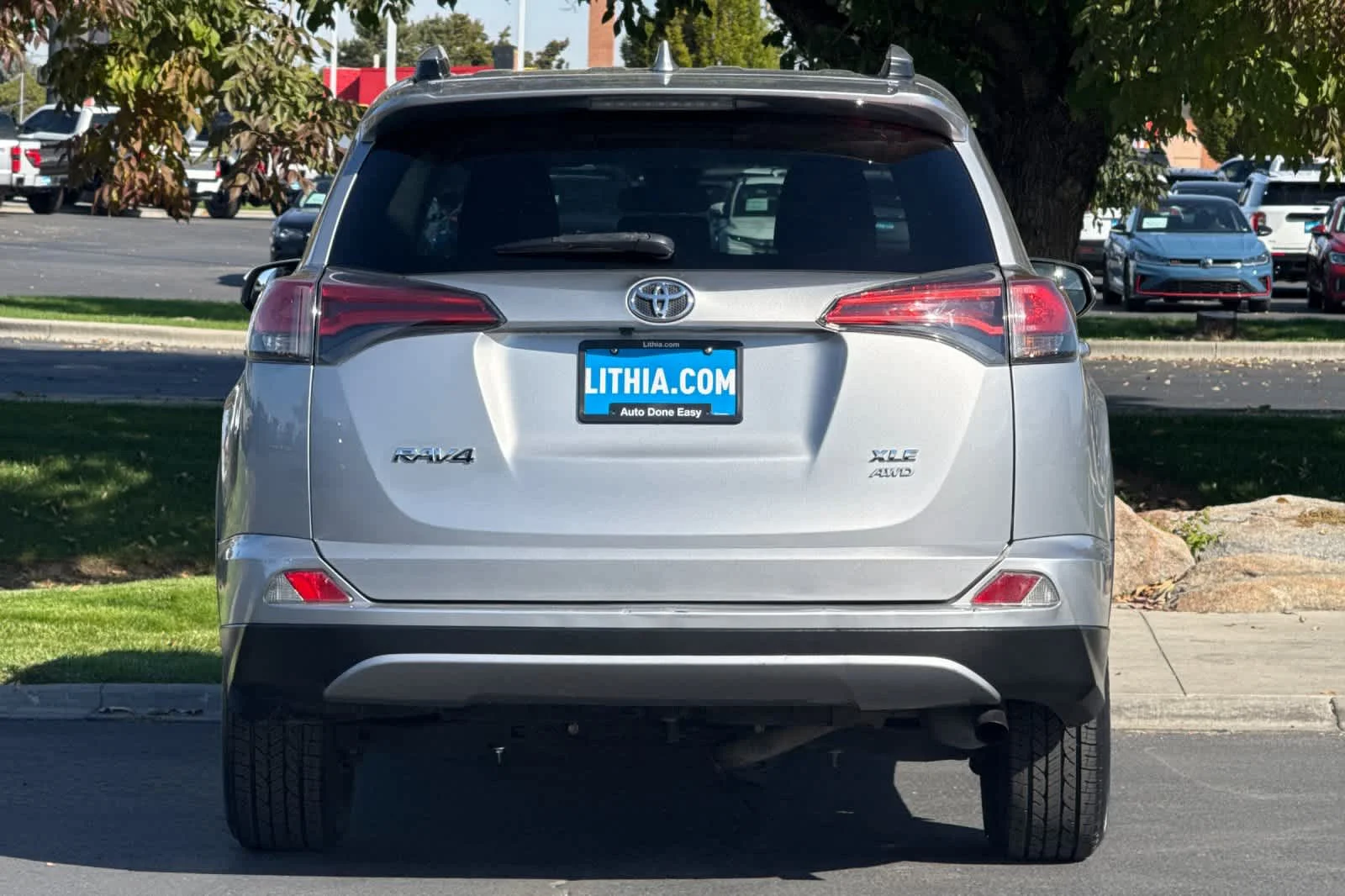 Used 2017 Silver Sky Metallic Toyota XLE image 7