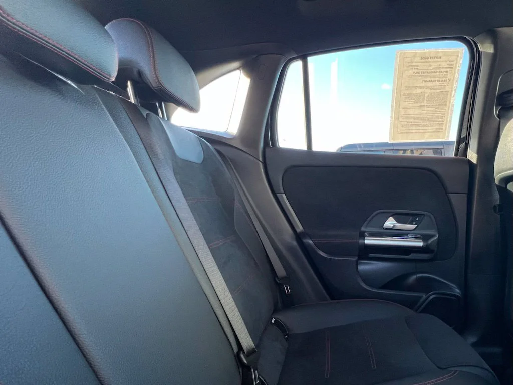 Used 2023  Mercedes-Benz GLA 250 image 21