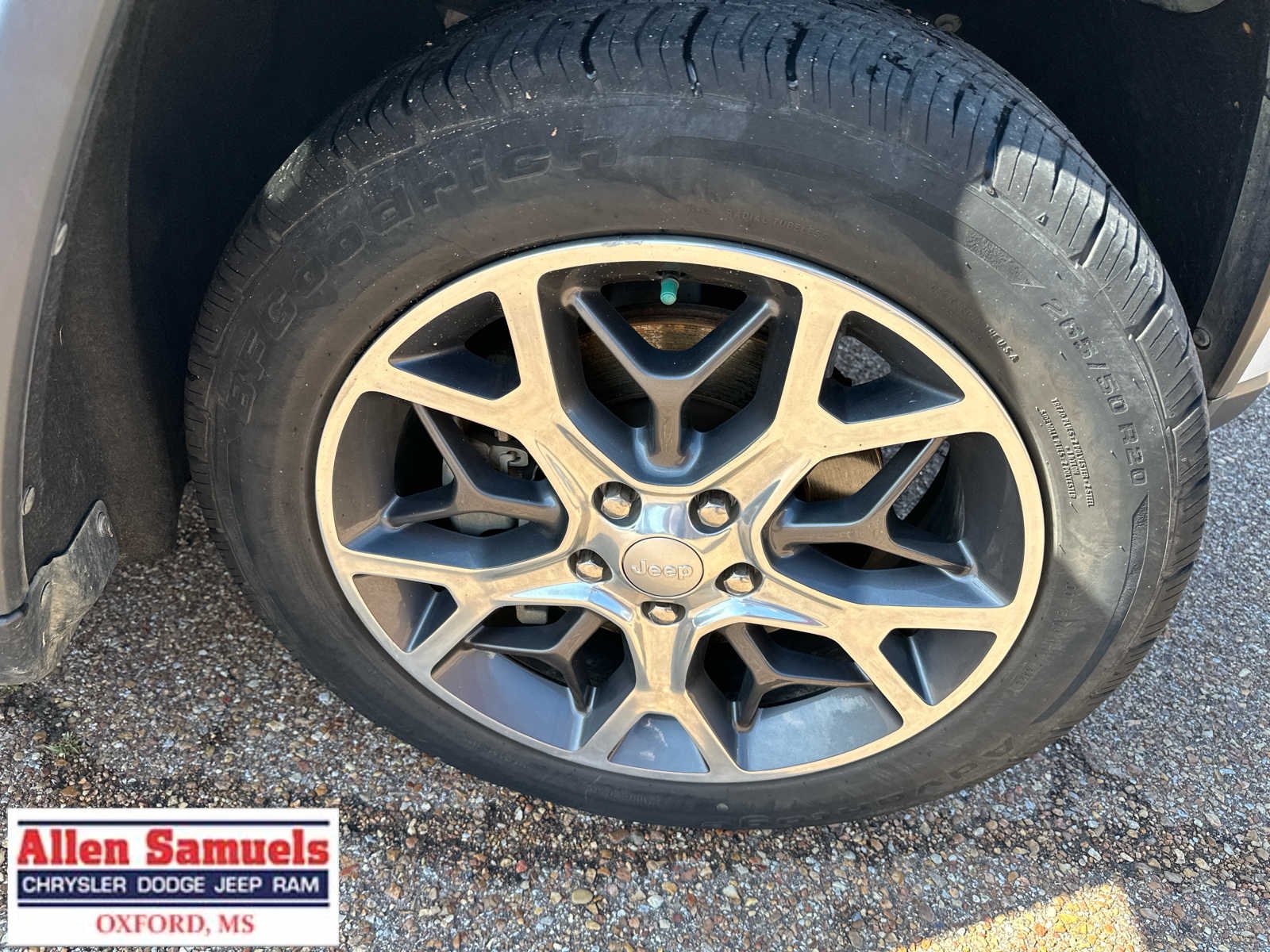 Used 2022 Bright White Clearcoat Jeep Limited image 50