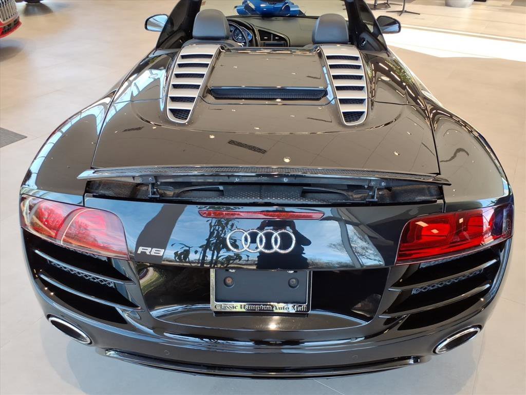 Used 2011 Phantom Black Pearl Effect/Black Roof Audi 5.2L image 19