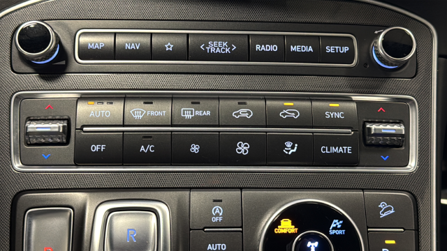 Used 2022 Hampton Gray Hyundai Calligraphy image 18