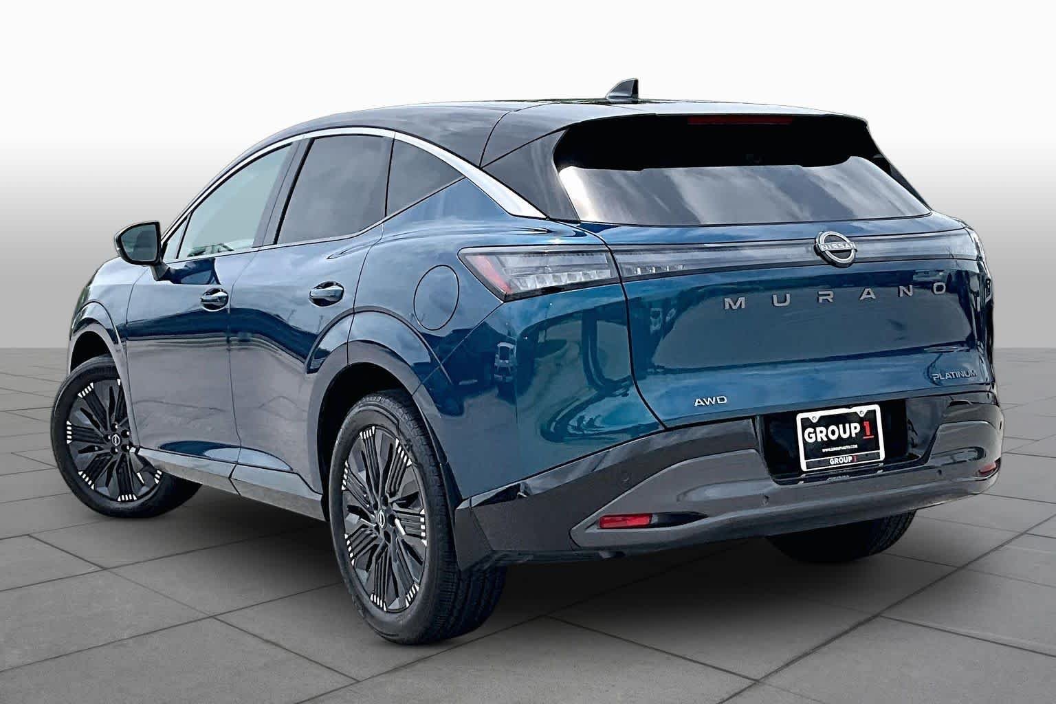 Used 2026 Aurora Blue Pearl Metallic/Super Black Nissan Platinum image 12