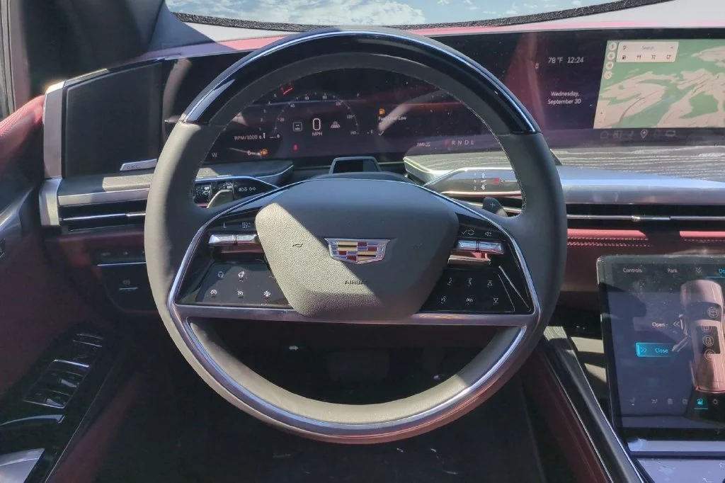 2026 Cadillac Escalade ESV Sport - Photo 19