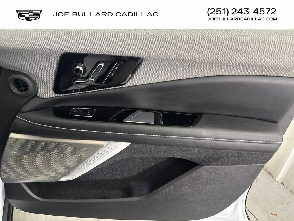 2026 Cadillac OPTIQ Sport - Photo 21