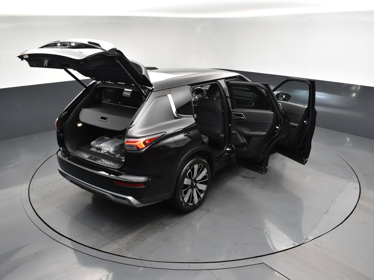 New 2026 Labrador Black Pearl Mitsubishi SE 1.5T 2WD image 28