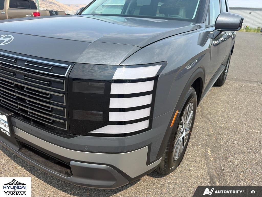 New 2026 Ecotronic Gray Pearl Hyundai SEL 7P image 8