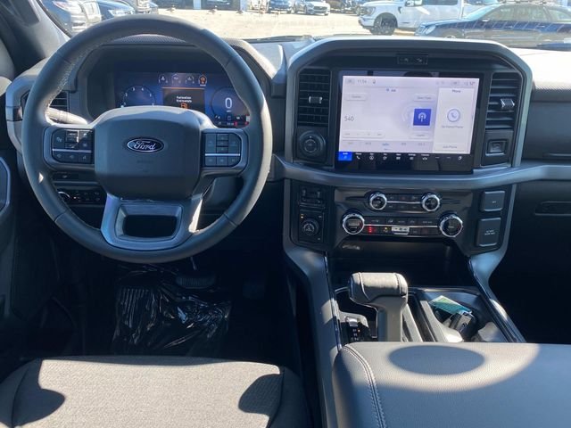 New 2026 Blue Ford XLT image 6