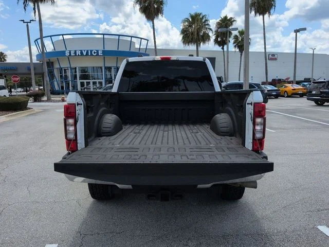 Certified Used 2020 Oxford White Ford XLT image 13