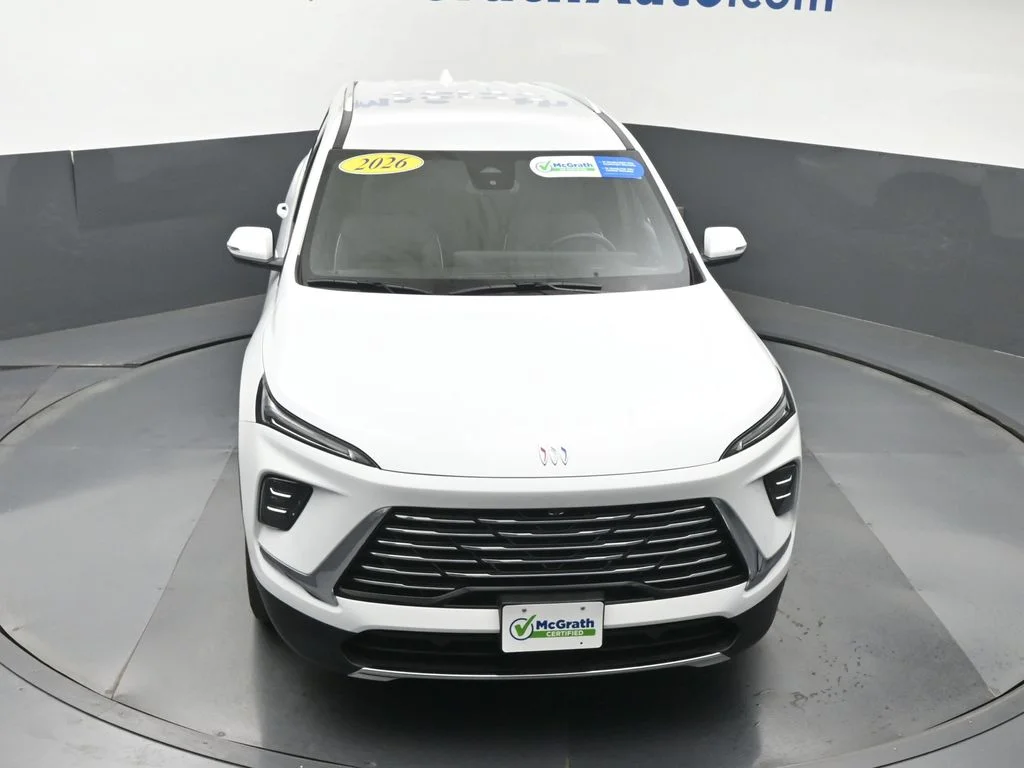 Used 2026 White Buick Preferred image 29