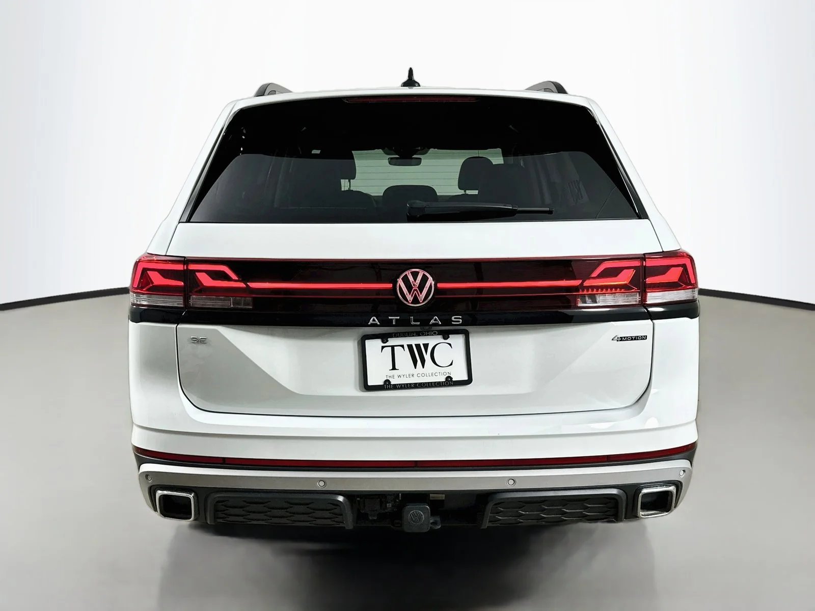 Used 2025  Volkswagen  image 6