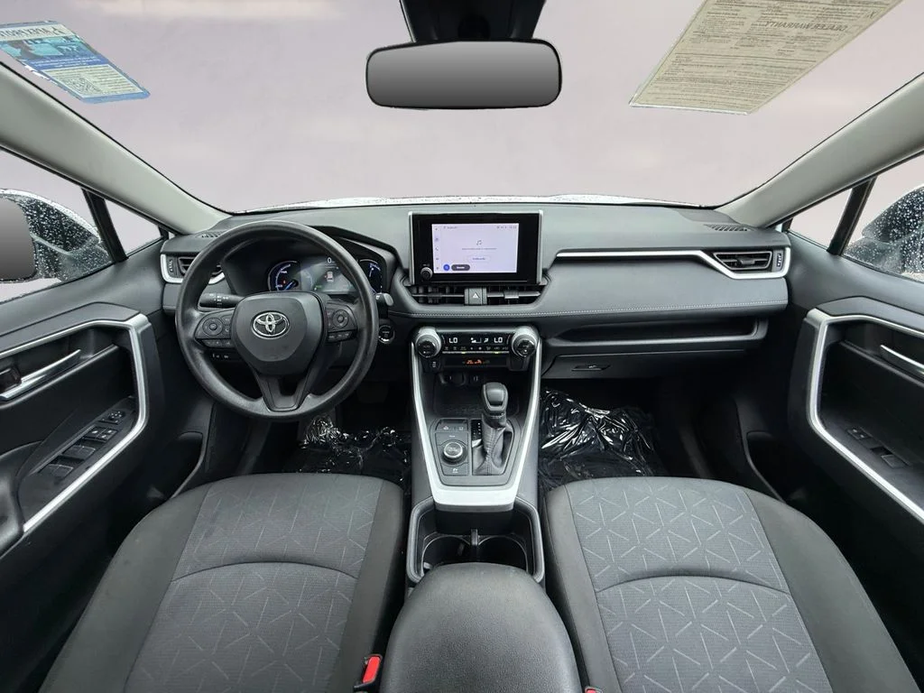 Used 2025 White Toyota XLE image 12