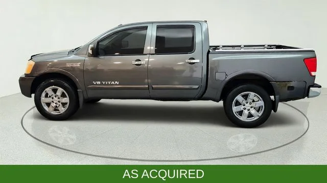 Used 2010 Gray Nissan LE image 7