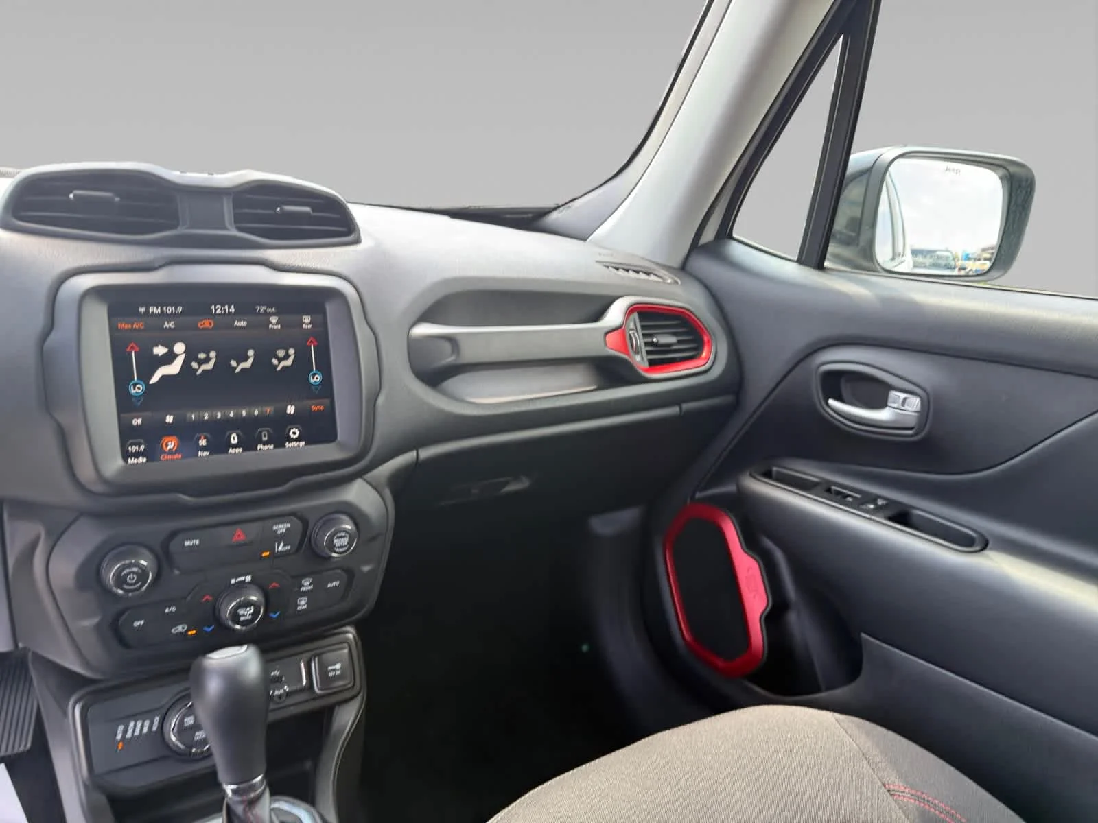 Used 2023 Alpine White Clearcoat Jeep Trailhawk image 21