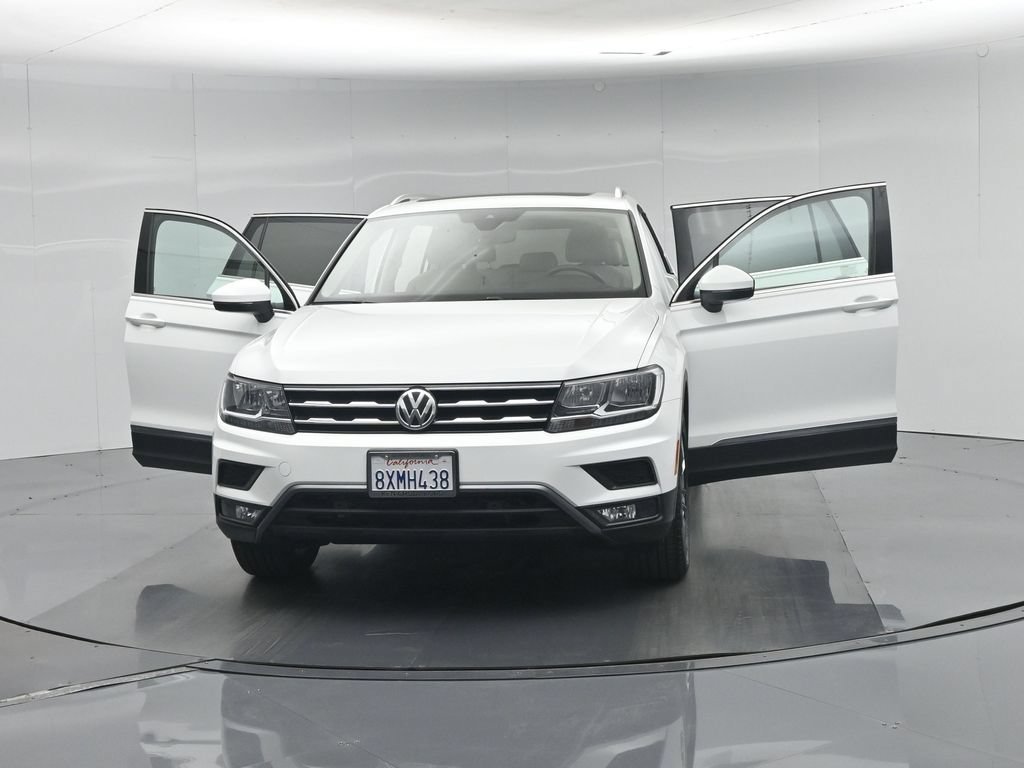 Used 2021 White Volkswagen 2.0T SEL image 33