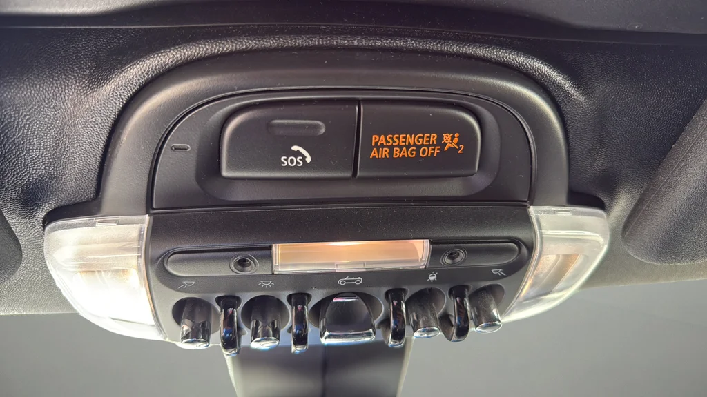 Used 2020 Gray MINI  image 29