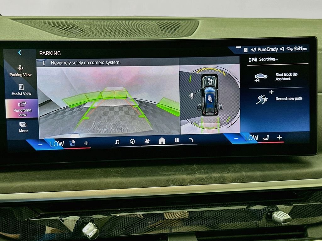 Certified Used 2024 Manhattan Green Metallic BMW xDrive40i image 14