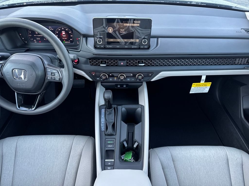2025 Honda Accord SE - Photo 12