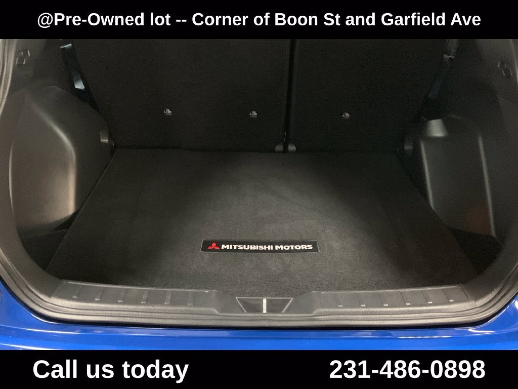 Used 2025 Blue Mitsubishi SE image 27