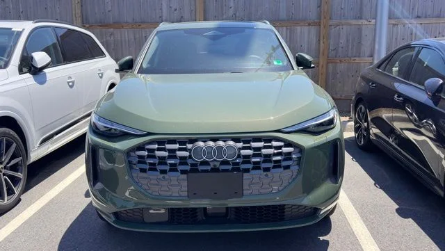 Used 2025 Green Metallic Audi 2.0T Premium Plus image 12