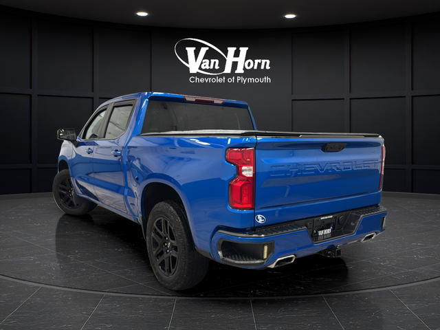 Used 2022 Glacier Blue Metallic Chevrolet RST image 5