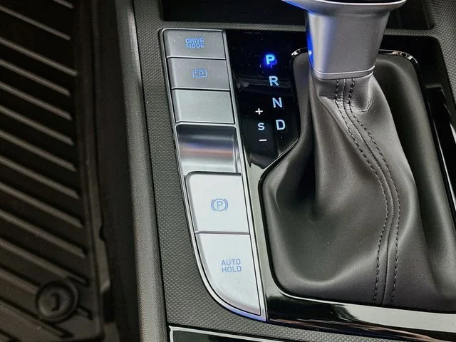 New 2026 Hyundai ELANTRA Limited