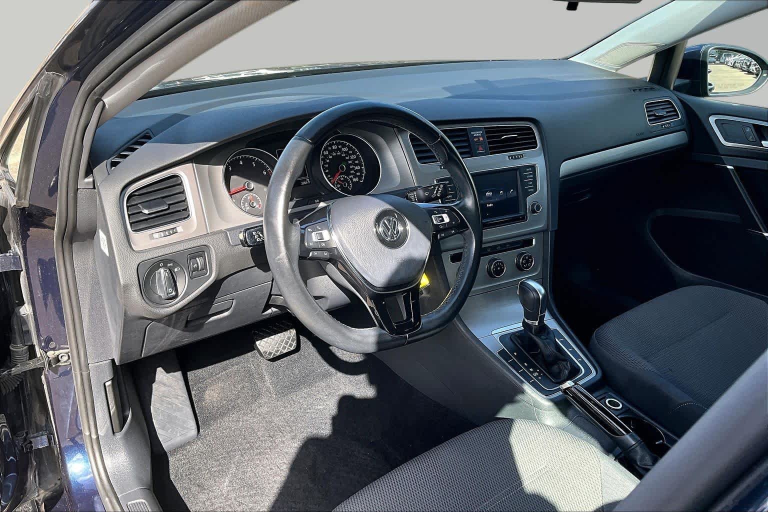 Used 2017 Night Blue Metallic Volkswagen S image 17