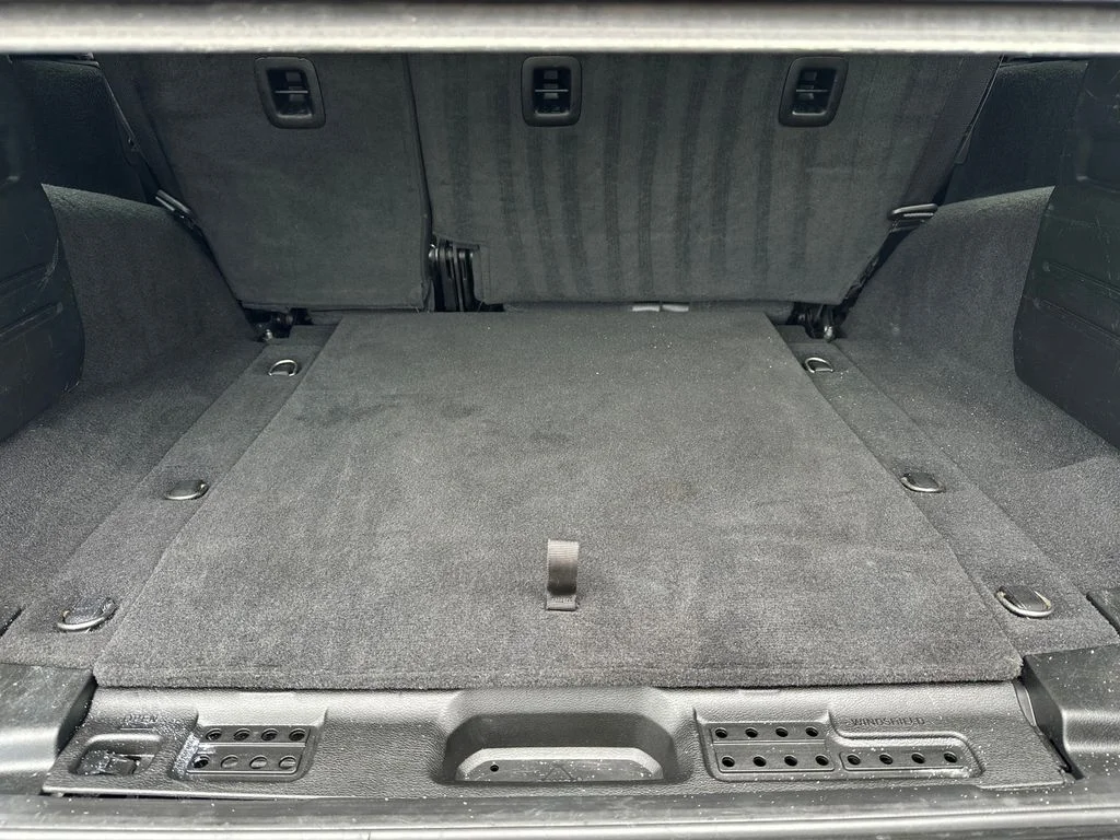 Used 2020 Gray Jeep Unlimited Sport S image 37