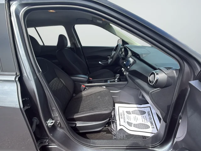 Used 2023 Gray Nissan SV image 26