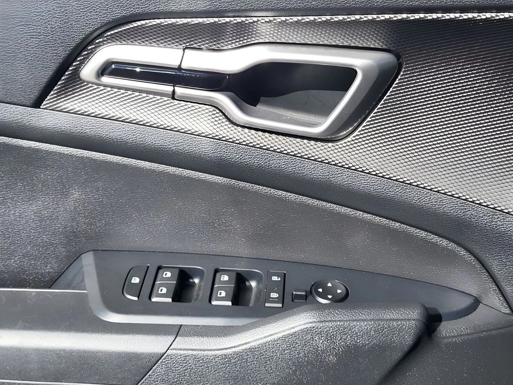 Used 2023 Gravity Gray Kia LX image 22