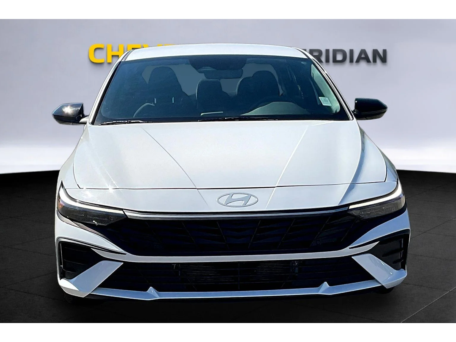 Used 2025  Hyundai SEL Sport image 3