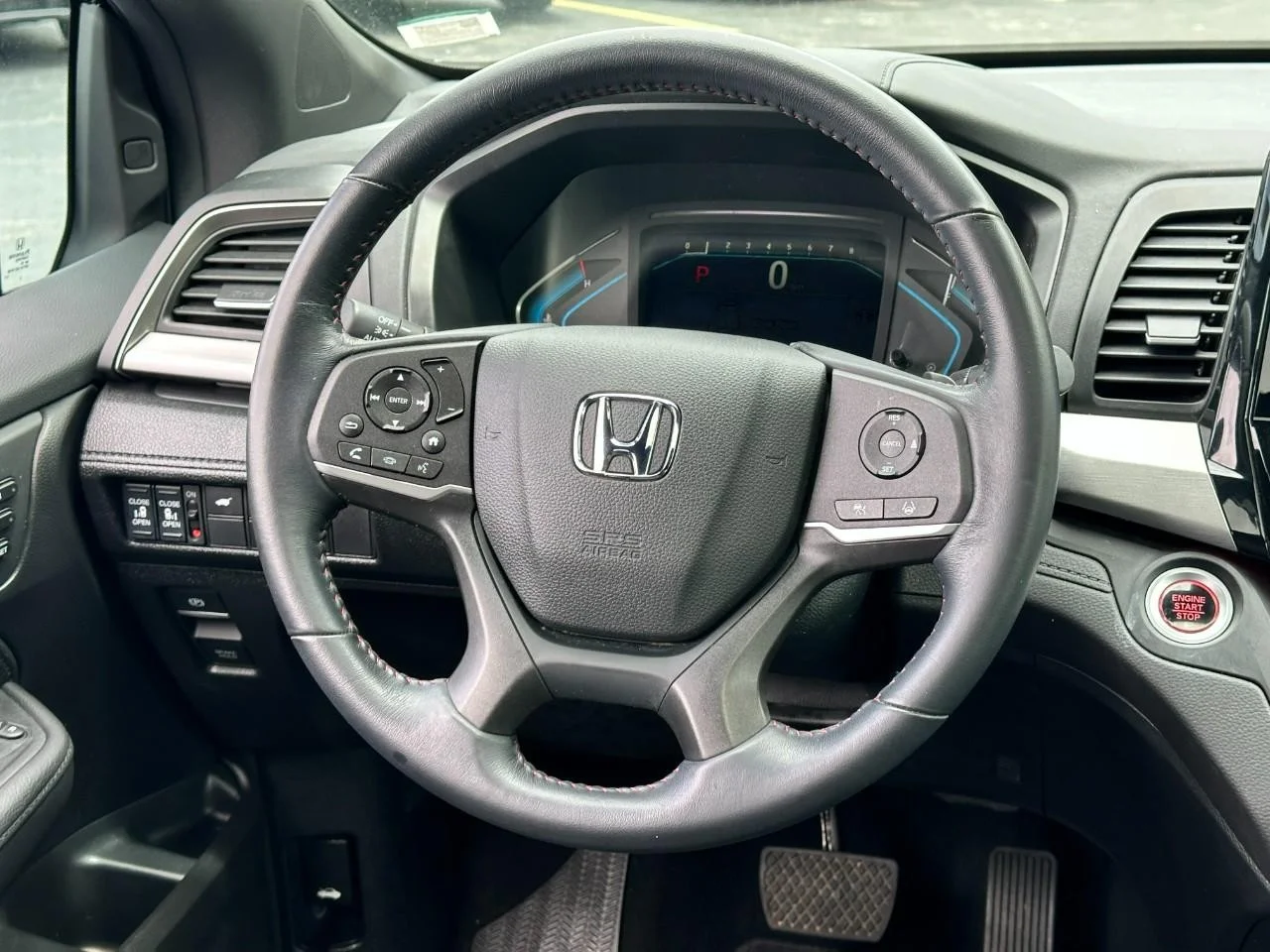 2024 Honda Odyssey SPORT - Photo 15