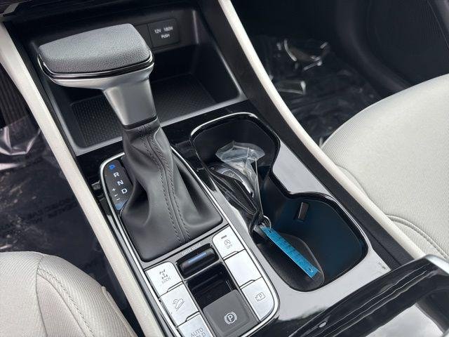 New 2026 Shimmering Silver Hyundai SEL AWD image 30