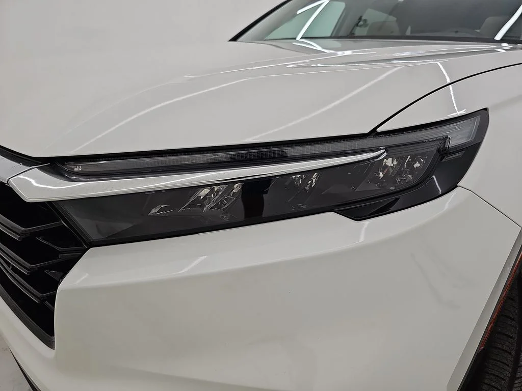 Certified Used 2024 Platinum White Pearl Honda EX image 36