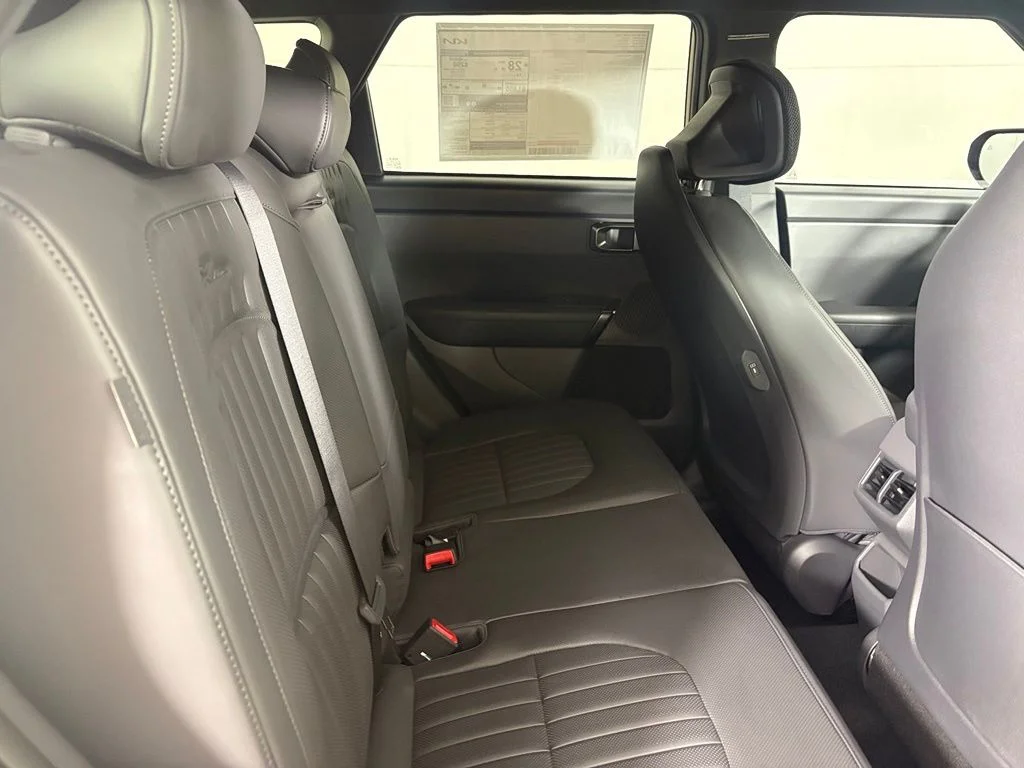 New 2027 Terrain Brown Kia X-Line S image 17