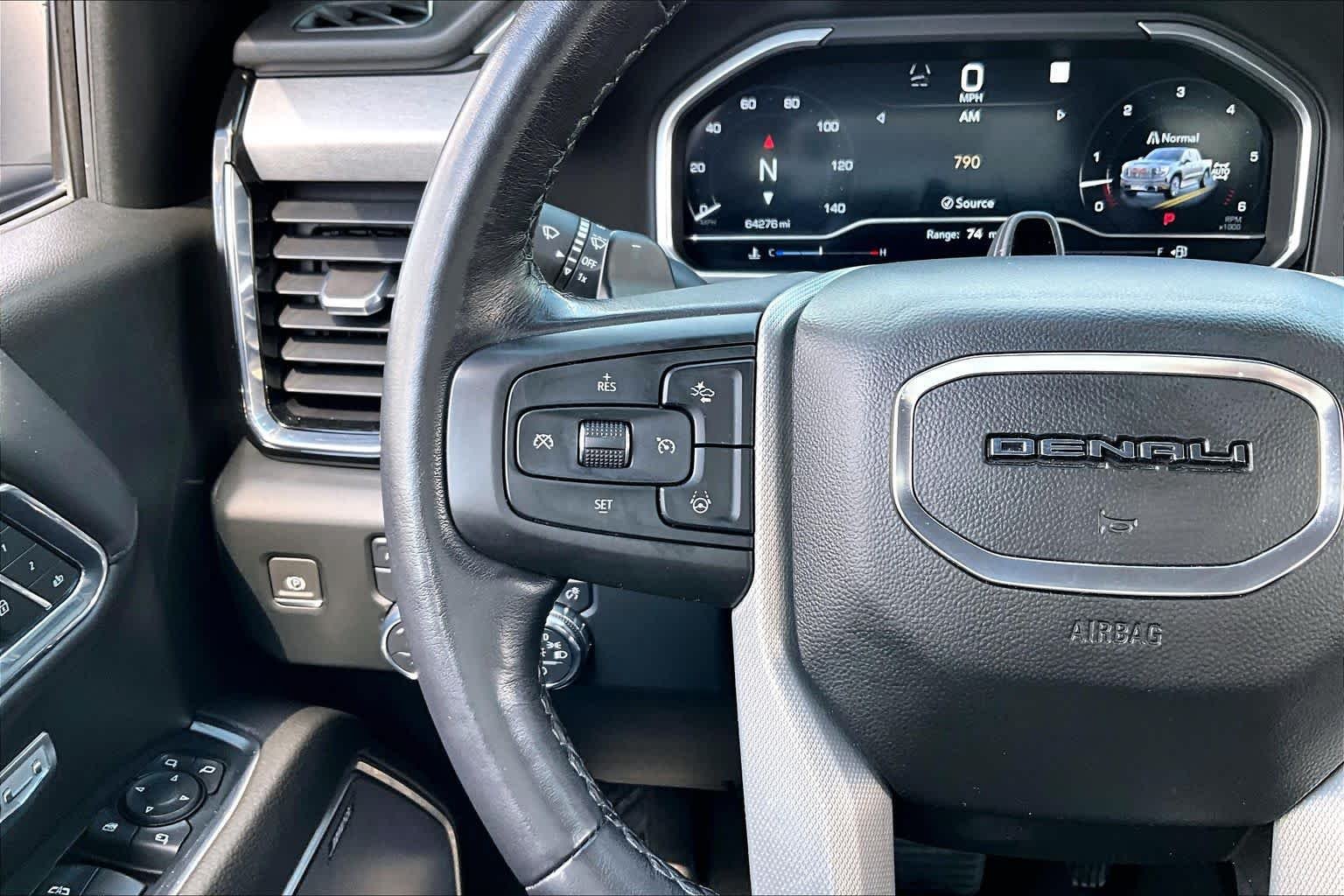 Used 2023 White Frost Tricoat GMC Denali image 24