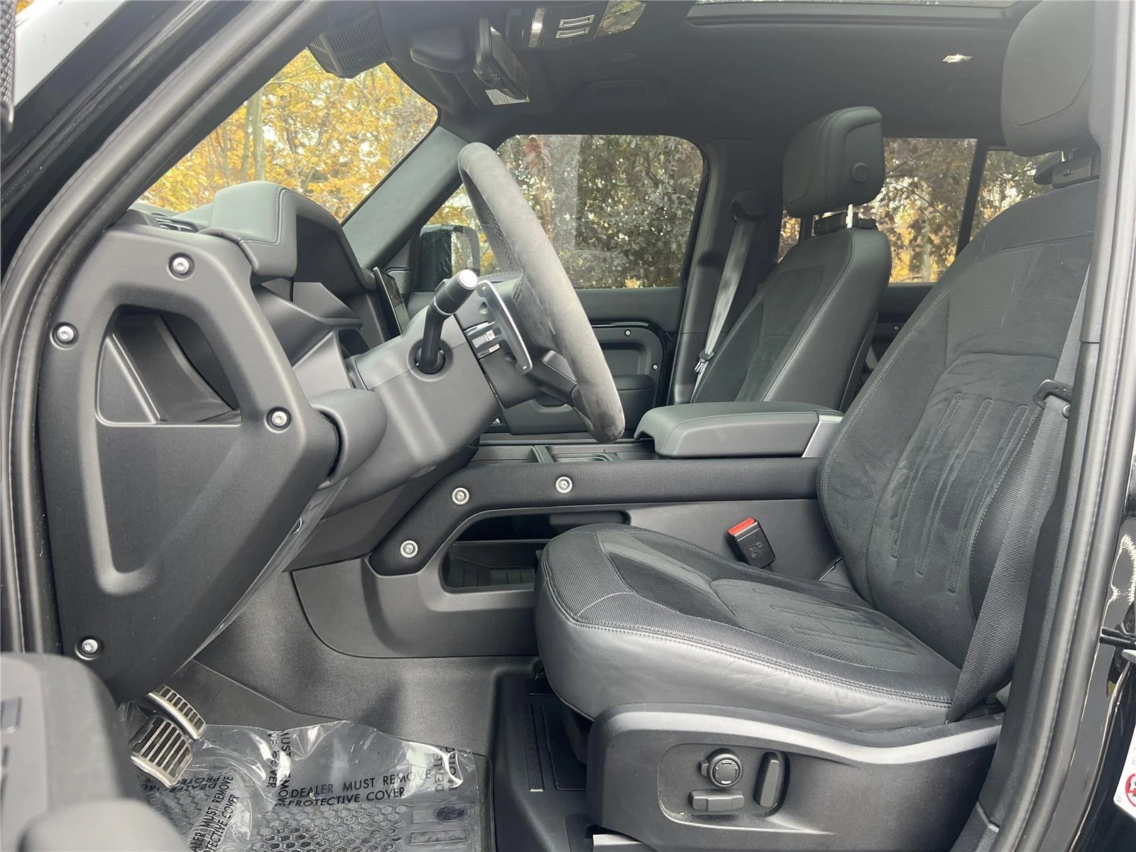 Certified Used 2024 Santorini Black Metallic Land Rover V8 image 24