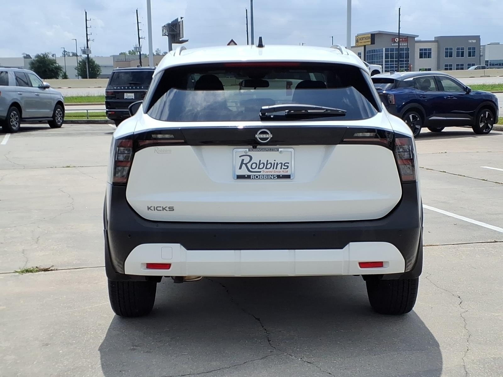 2026 Nissan Kicks SV - 6
