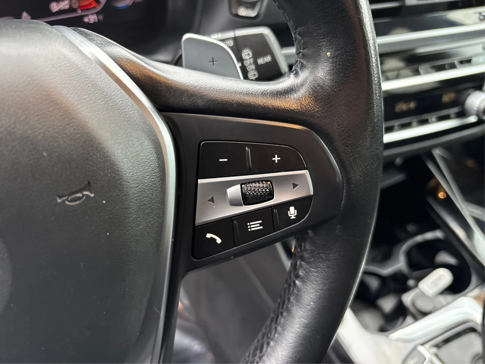 Used 2020 Glacier Silver Metallic BMW xDrive30i image 24