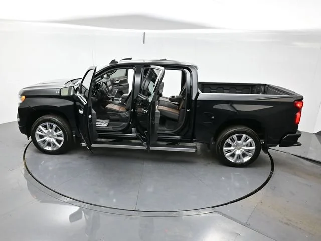 Used 2026 Black Chevrolet High Country image 42