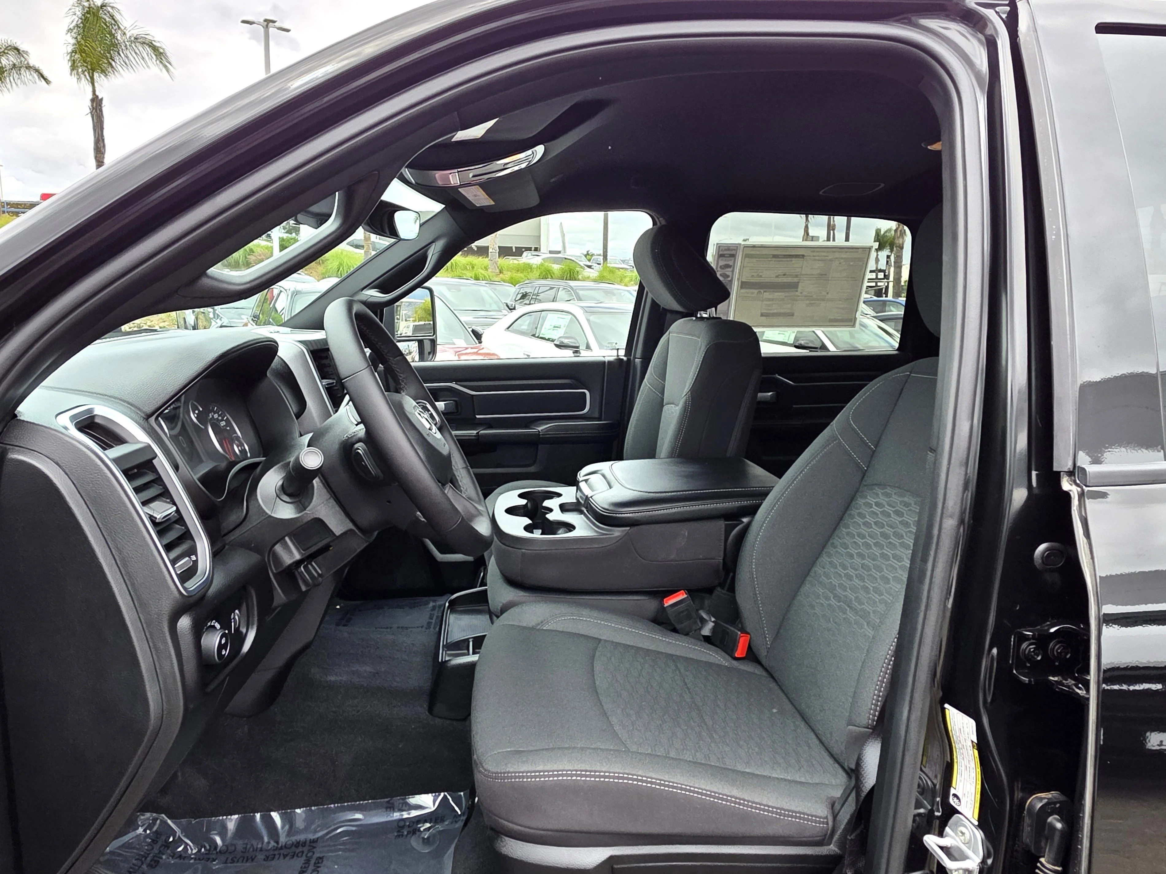 2025 RAM 2500 Big Horn - Photo 13