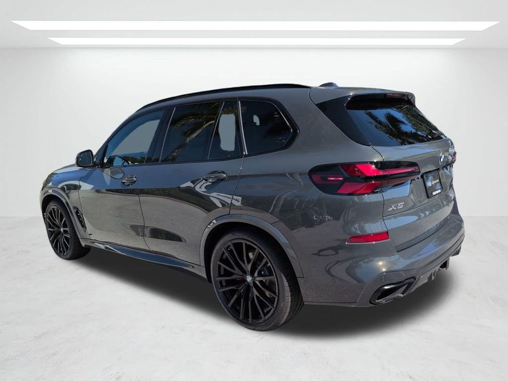 New 2026 Dravit Grey Metallic BMW xDrive40i image 6
