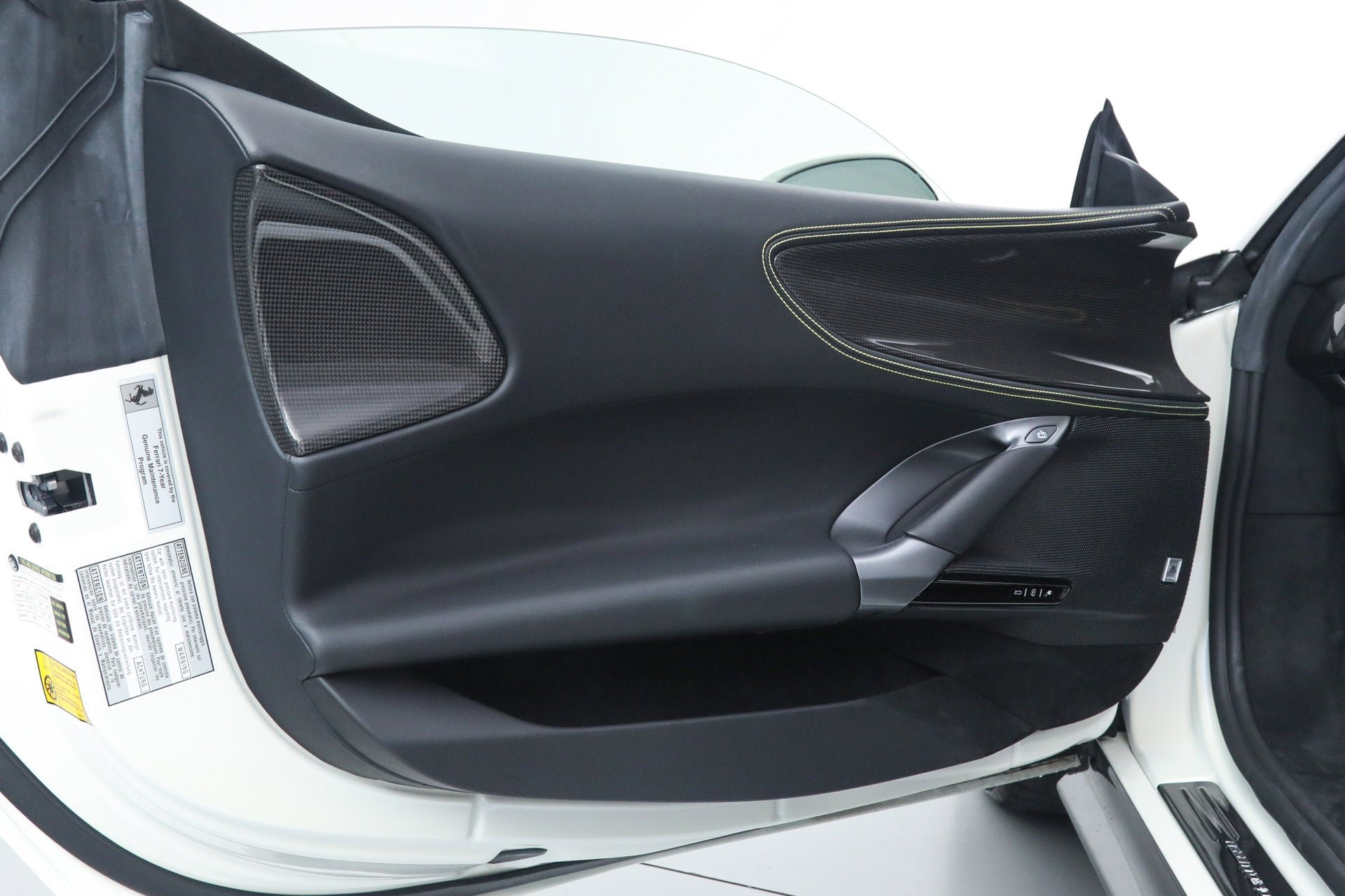 Certified Used 2024 Bianco Birdcage Ferrari  image 40