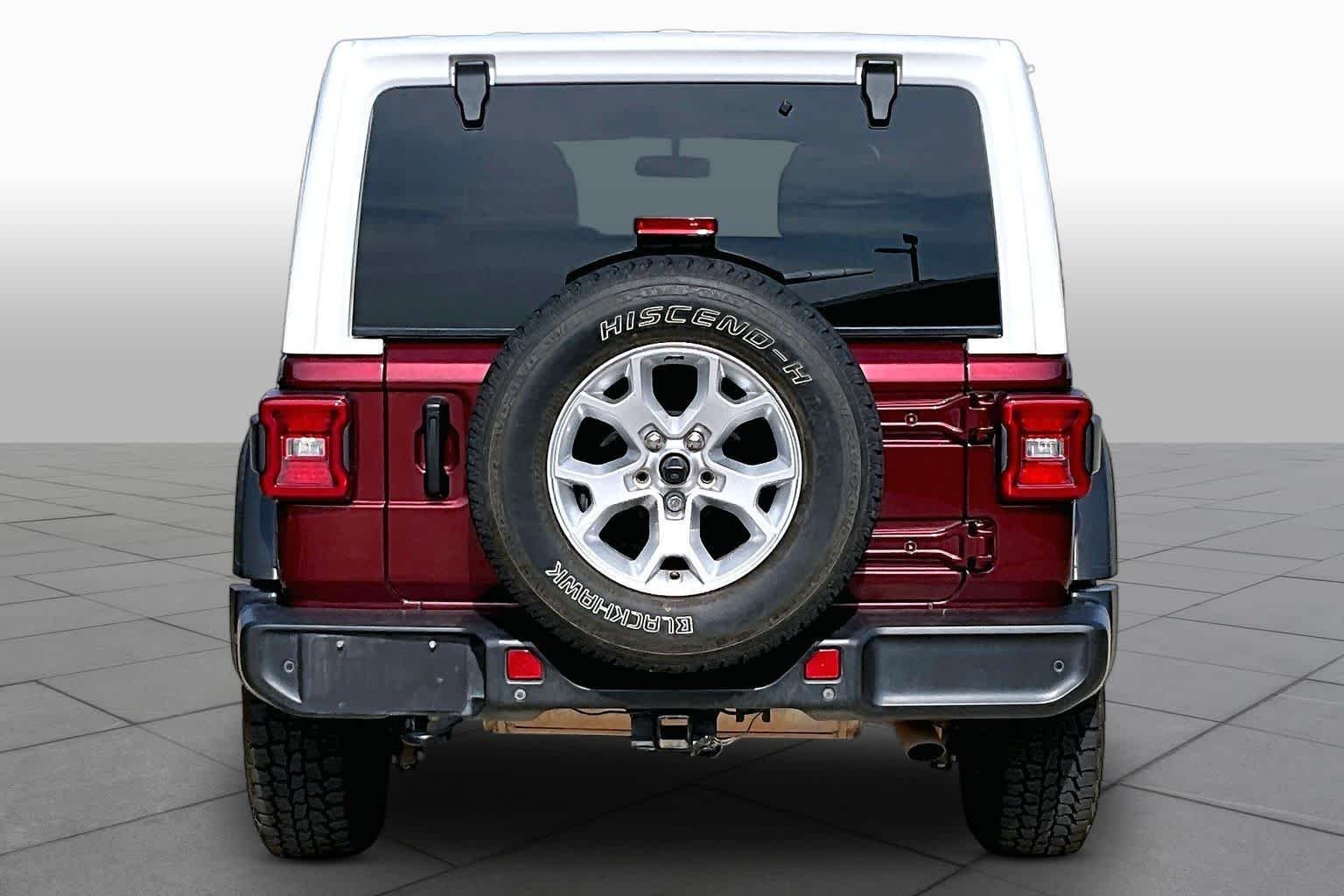 Used 2021 Snazzberry Pearlcoat Jeep Unlimited Islander image 4