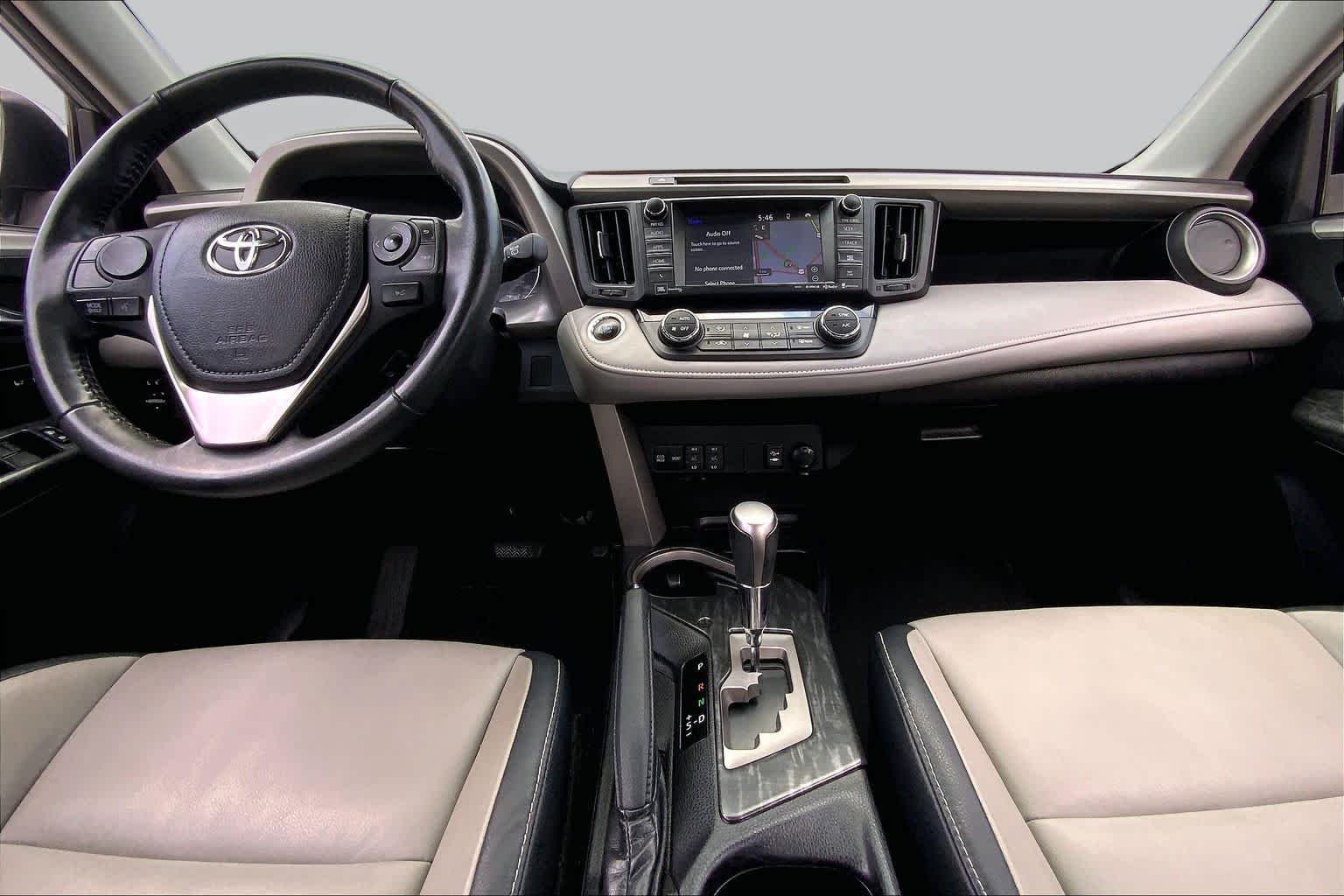 Used 2018 Silver Sky Metallic Toyota Limited image 15