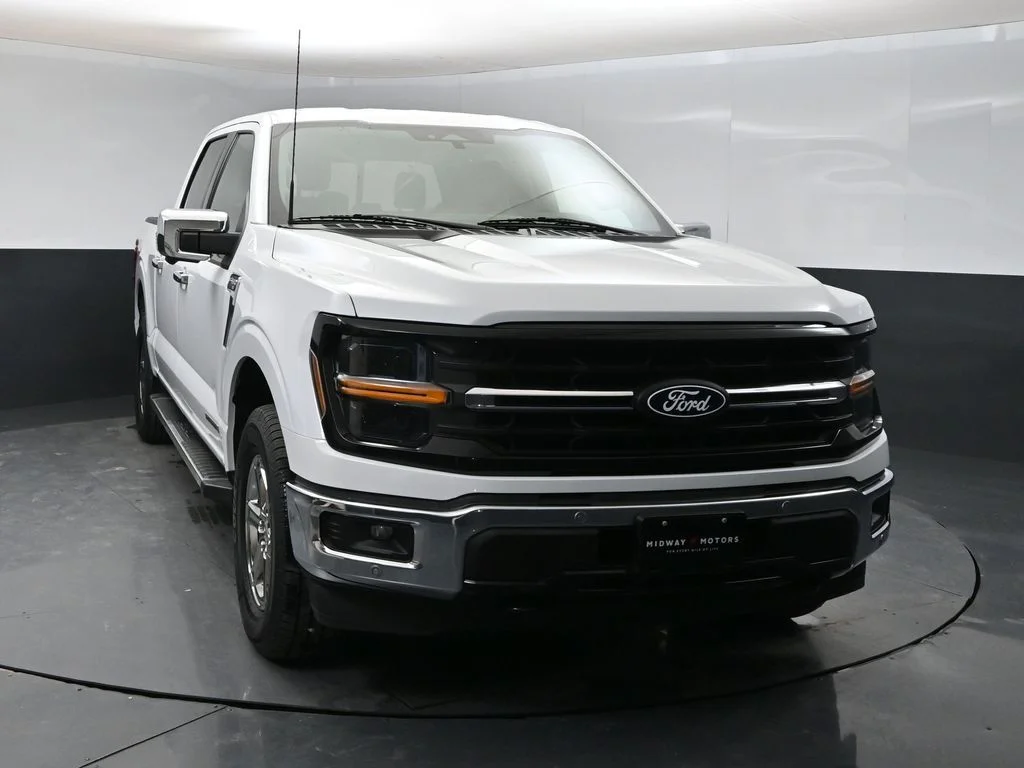 Used 2024 White Ford XLT image 8