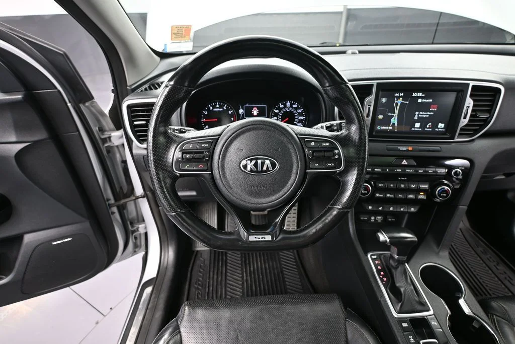 Used 2019 Silver Kia SX image 26