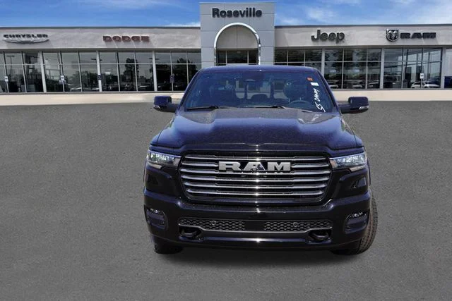 New 2026 Diamond Black Crystal Pearl-Coat Exterior Paint RAM Laramie image 8